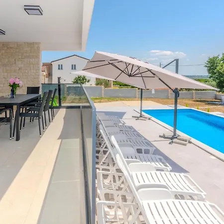 4 Bedroom In Slivnica Donja * Posedarje