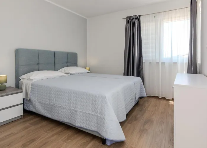 4 Bedroom In Slivnica Donja Posedarje